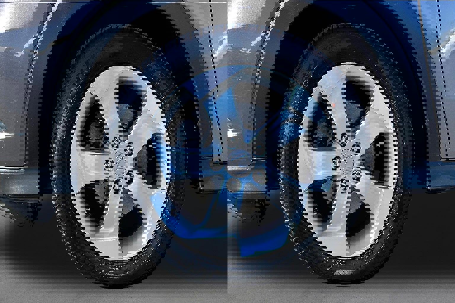 Used 2016 Honda HR-V EX image 6