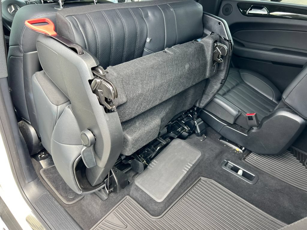 Used 2019 Mercedes-Benz GLS 450 4MATIC image 39