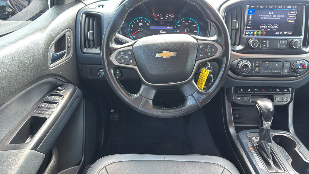 Used 2022 Chevrolet Colorado Z71 w/ Safety Package AWD/4WD image 14