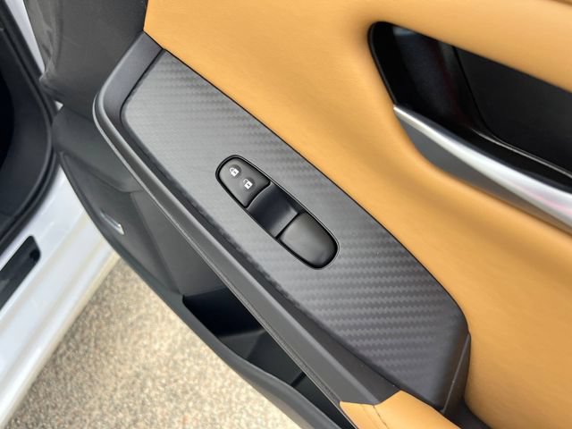 New 2025 Nissan Sentra SV w/ SV Premium Package FWD image 23