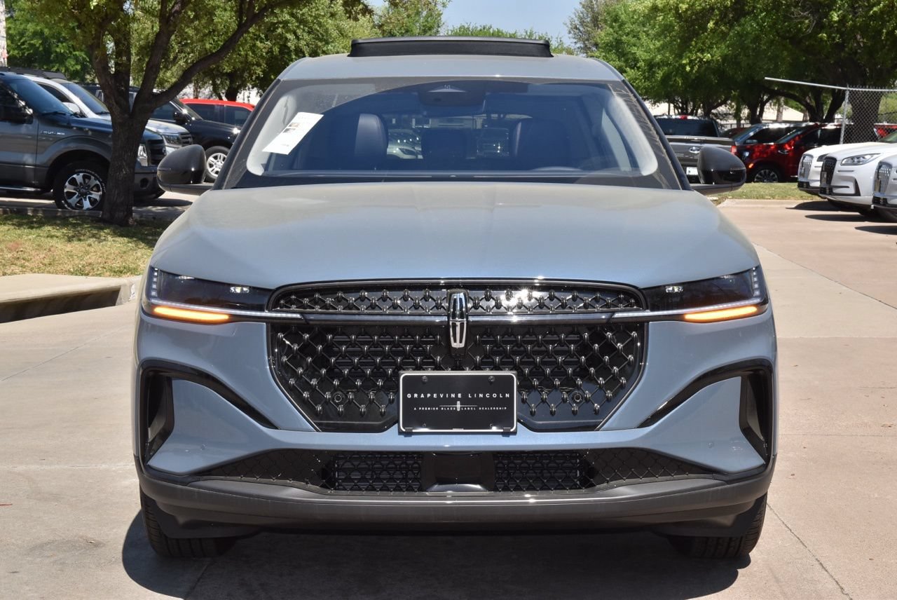 New 2026 Lincoln Nautilus Premier w/ Equipment Group 102A AWD/4WD image 9