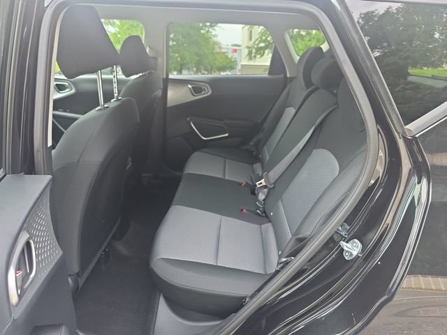 Used 2023 Kia Soul LX w/ LX Technology Package FWD image 22