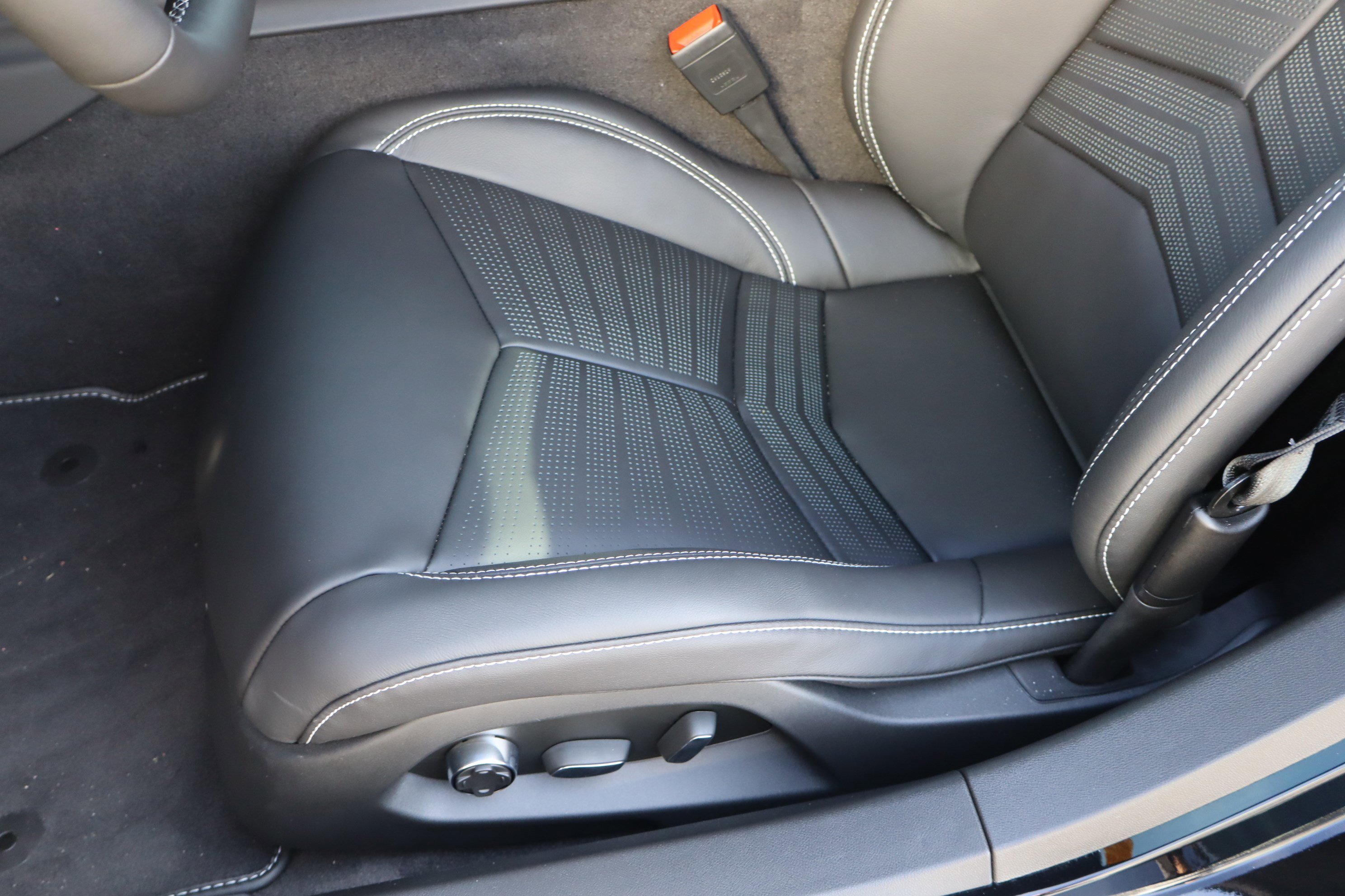 Used 2026 Chevrolet Corvette Stingray Preferred Cpe w/ Z51 Performance Package image 15