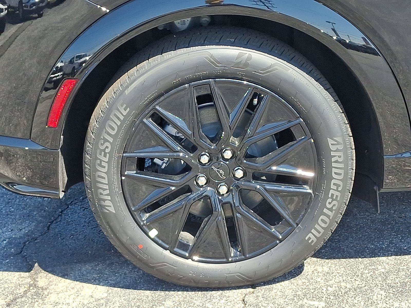 New 2026 Ford Mustang Mach-E Premium w/ Sport Appearance Package AWD/4WD image 5
