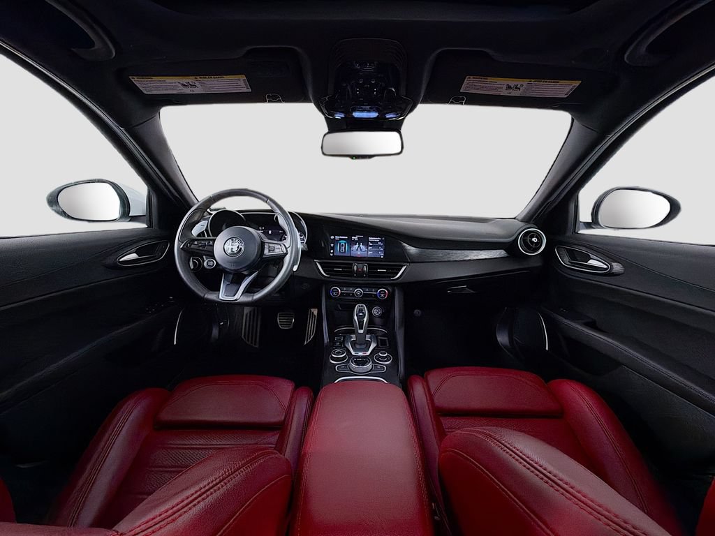 Used 2022 Alfa Romeo Giulia Sprint AWD/4WD image 9
