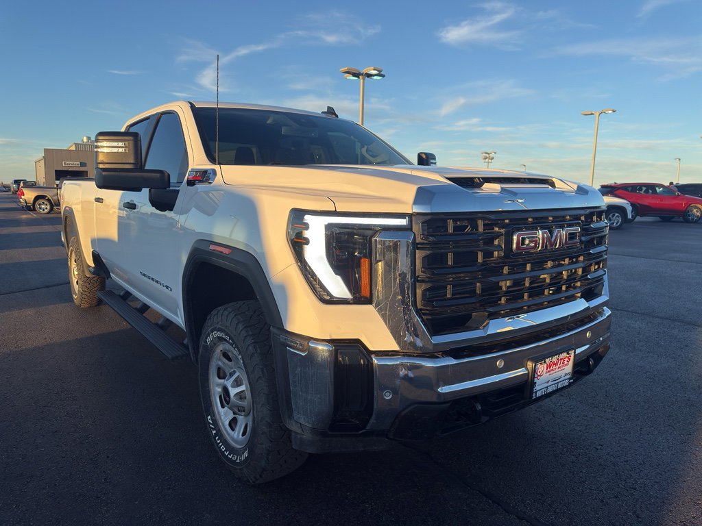 Used 2025 GMC Sierra 3500 Pro w/ 1SA Pro Safety Plus Package image 3