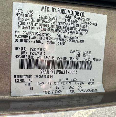 Used 2006 Ford Crown Victoria Police Interceptor image 20