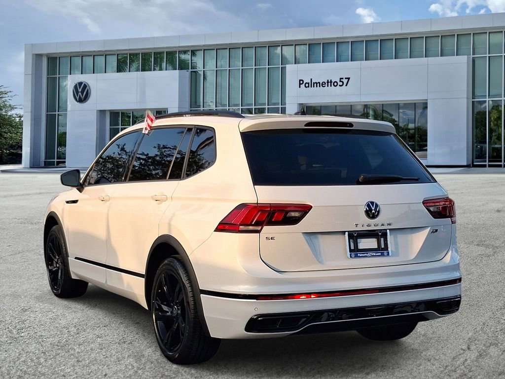 Certified 2024 Volkswagen Tiguan SE R-Line FWD image 4