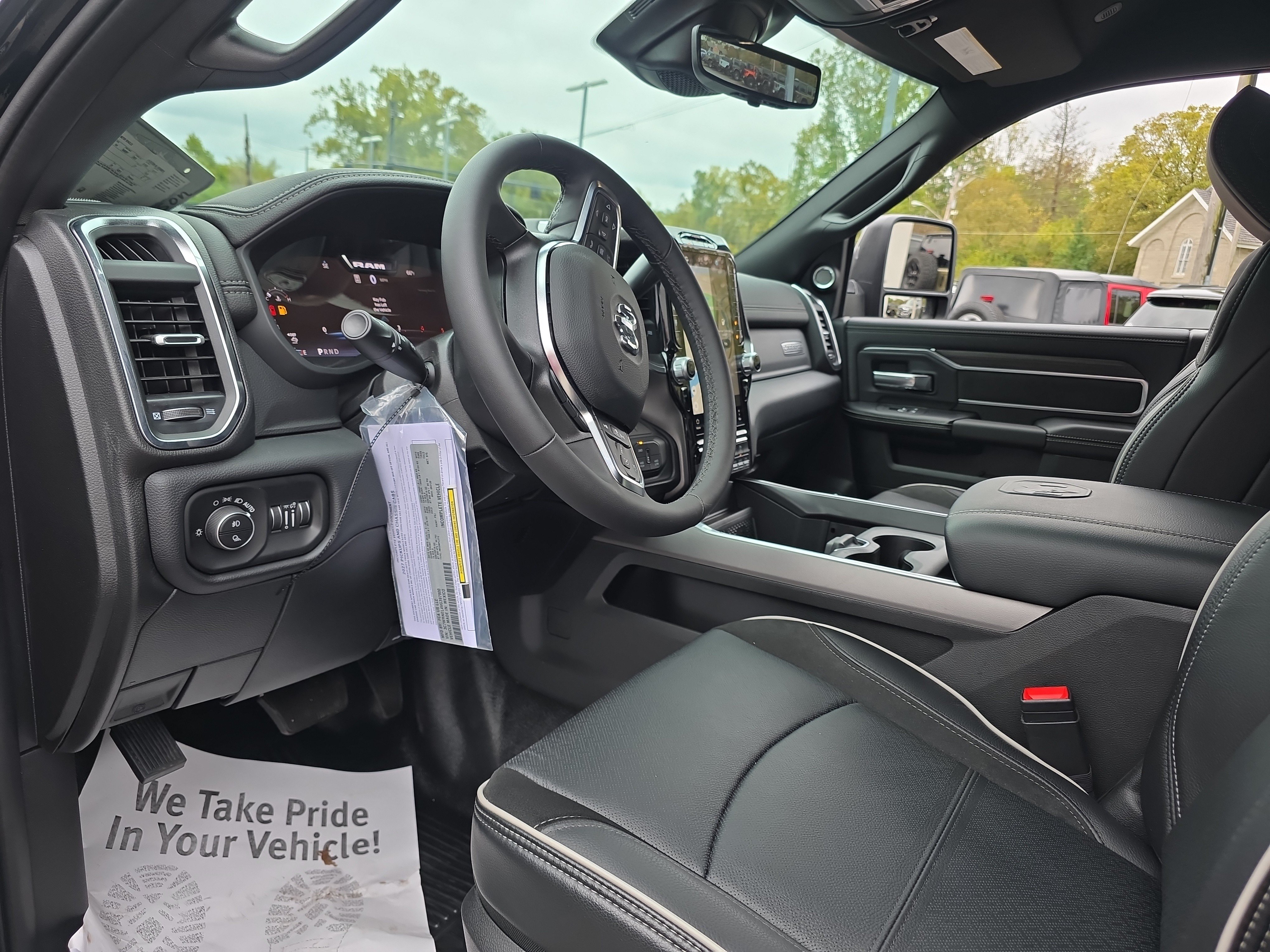 New 2027 RAM 5500 4x4 Crew Cab image 3