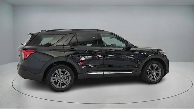 New 2025 Ford Explorer Active w/ Active Comfort Package image 8