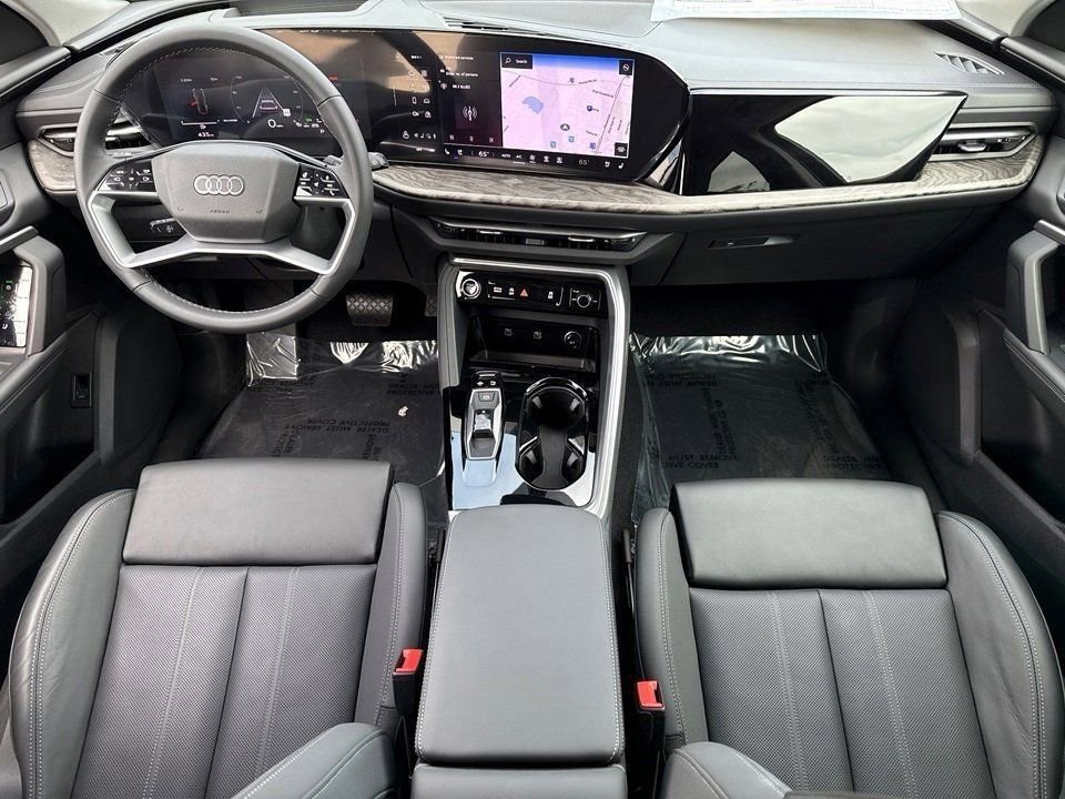 Certified 2025 Audi Q5 Premium w/ Premium Plus AWD/4WD image 13