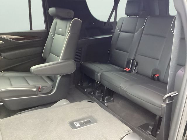 Used 2024 Cadillac Escalade ESV Premium Luxury image 21