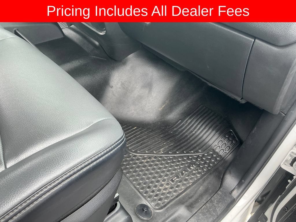 Used 2020 RAM 2500 Tradesman w/ Chrome Appearance Group AWD/4WD image 23