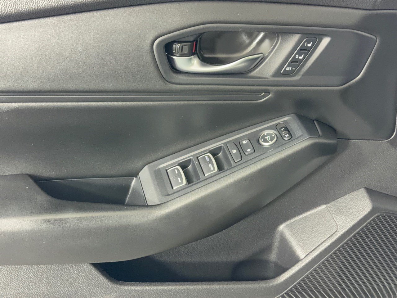 Used 2024 Honda Accord EX-L image 15