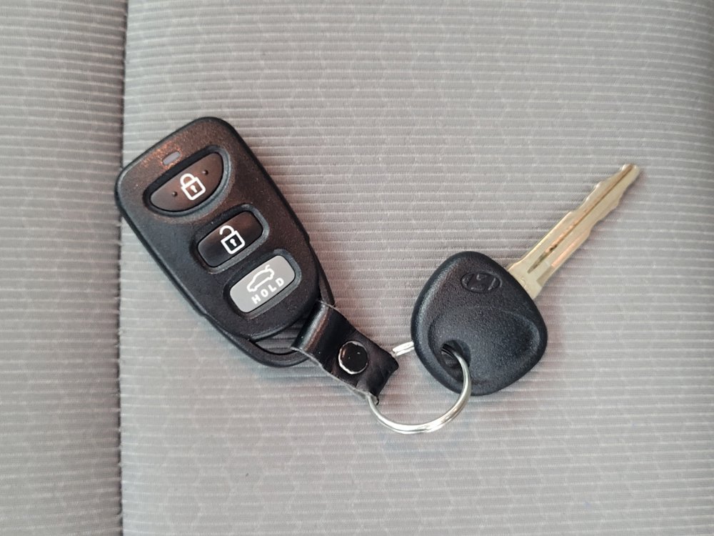 Used 2018 Hyundai Elantra SE FWD image 32
