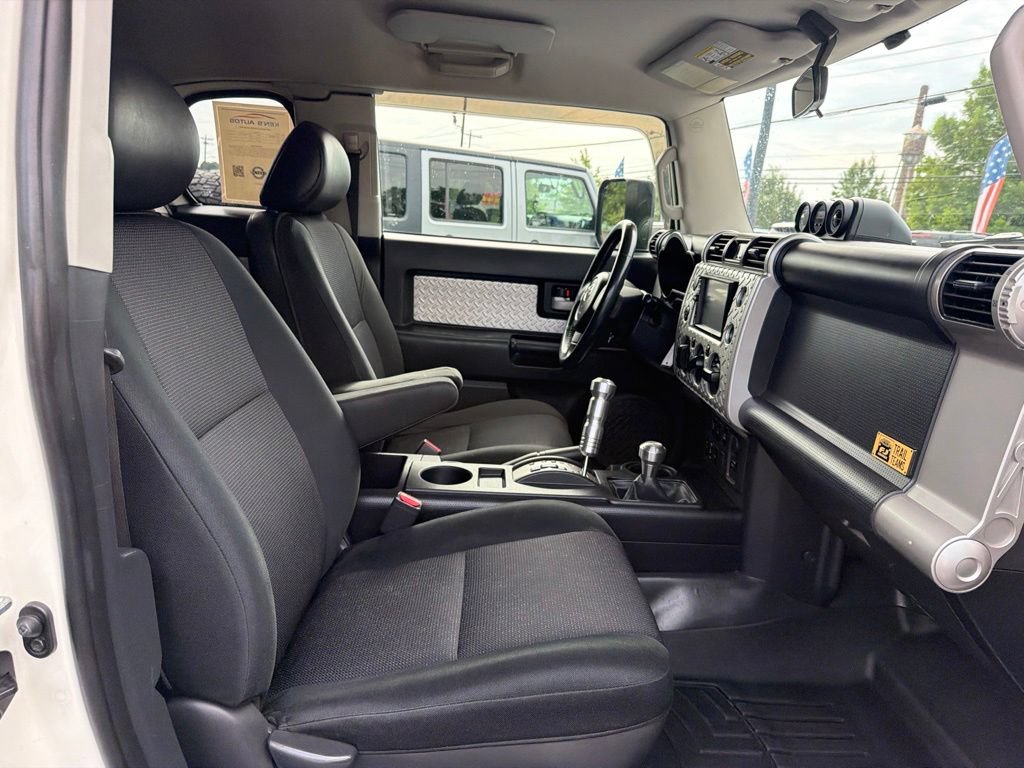 Used 2008 Toyota FJ Cruiser 4WD image 21