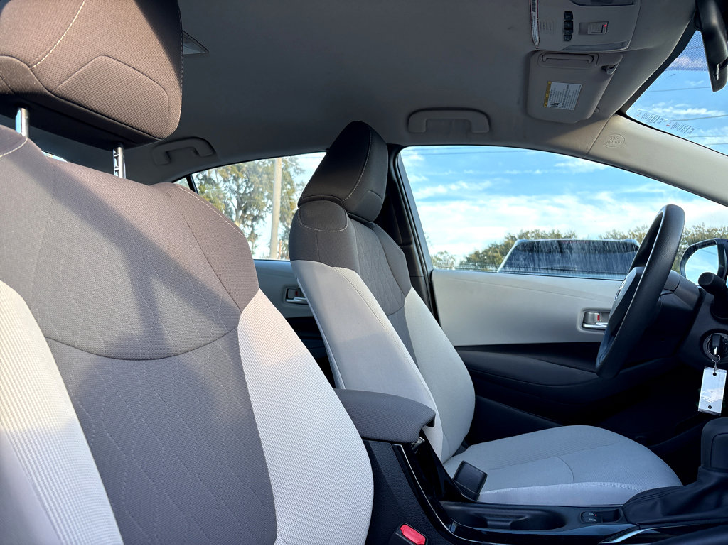 Used 2020 Toyota Corolla LE image 7