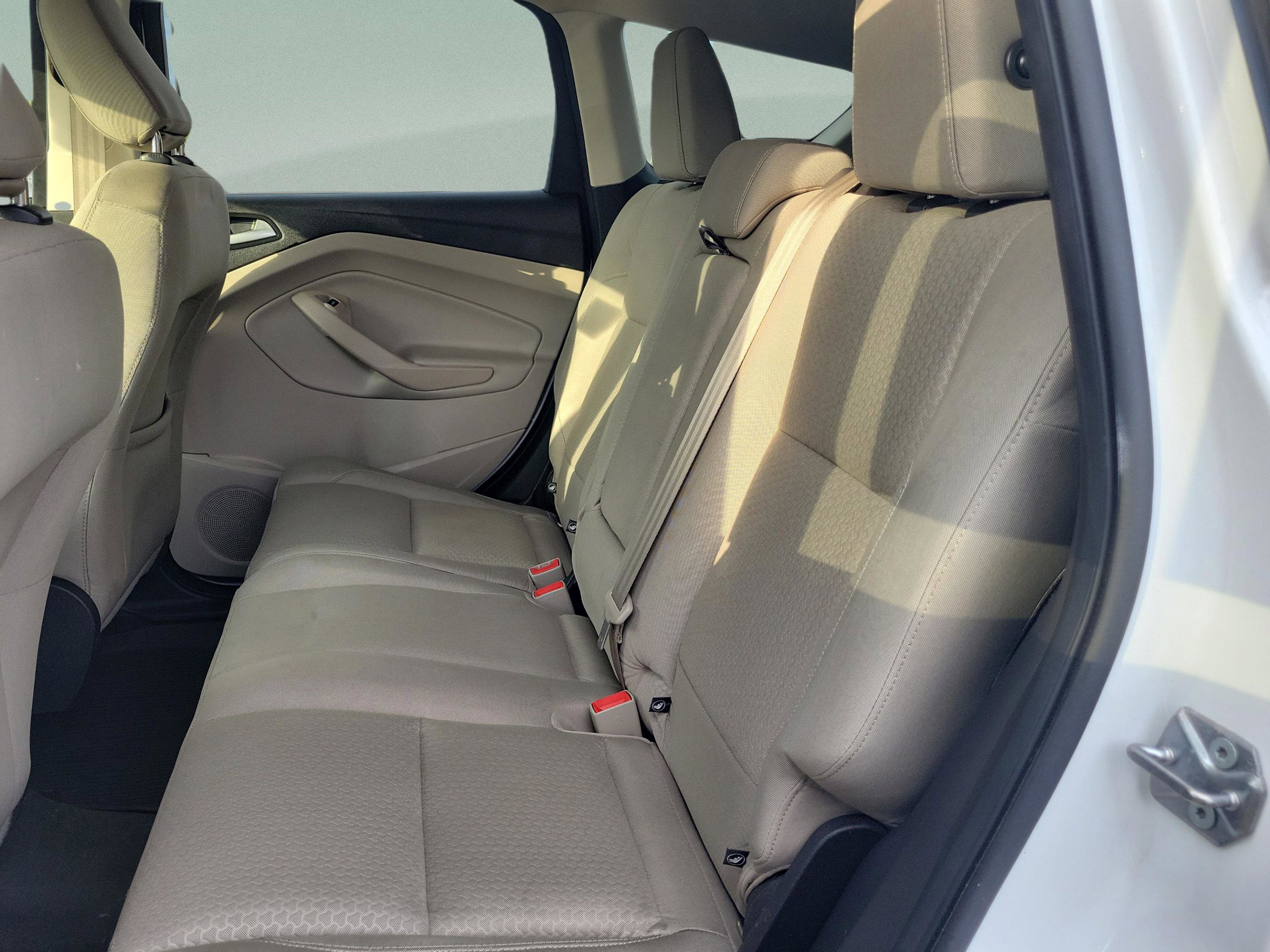 Used 2018 Ford Escape SE w/ SE Sync 3 Package image 10