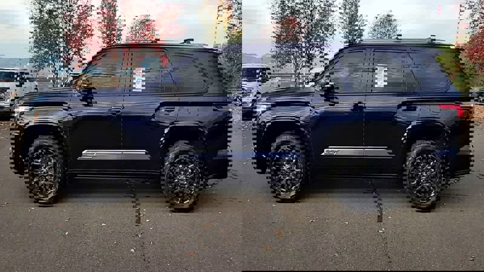 Used 2025 Toyota Sequoia Platinum image 5