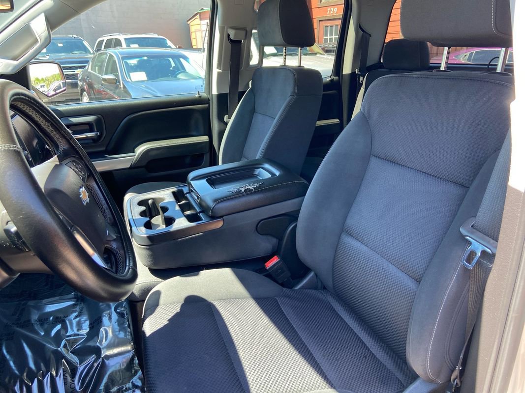 Used 2018 Chevrolet Silverado 1500 LT w/ All Star Edition AWD/4WD image 21