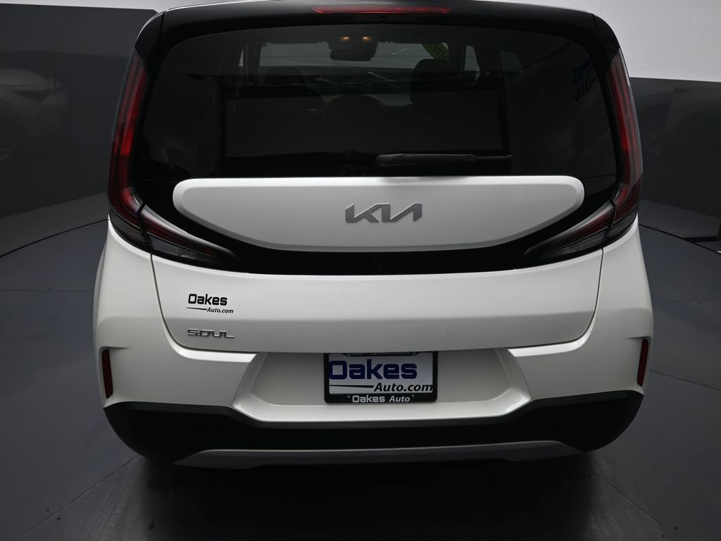 Used 2023 Kia Soul LX w/ LX Technology Package image 30