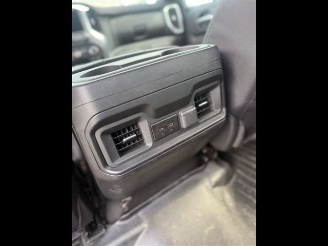 Used 2022 Chevrolet Silverado 2500 LT w/ Convenience Package image 8