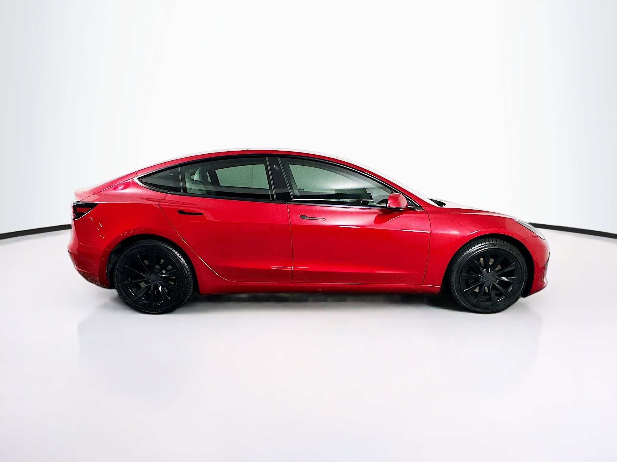 Used 2022 Tesla Model 3 Long Range AWD/4WD image 10
