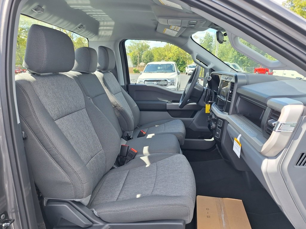 New 2026 Ford F250 XL w/ STX Appearance Package image 15