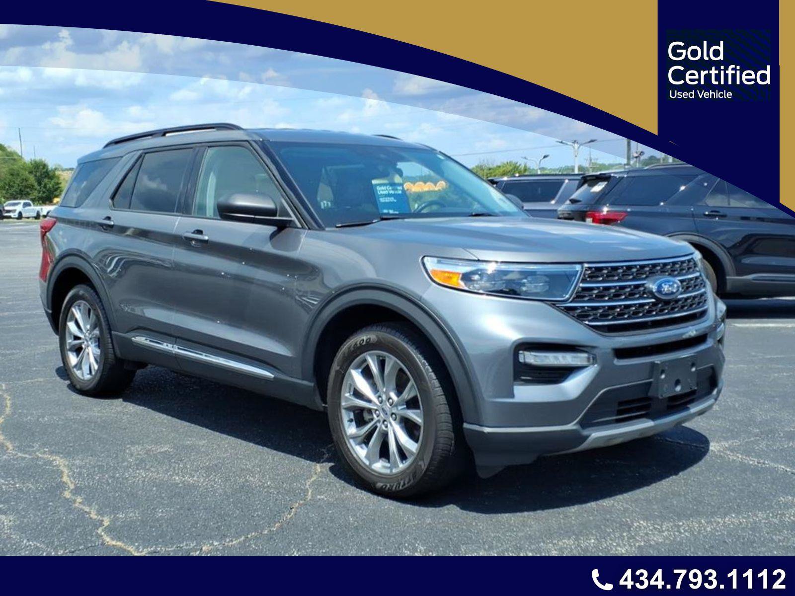Certified 2024 Ford Explorer XLT w/ Equipment Group 202A AWD/4WD image 1