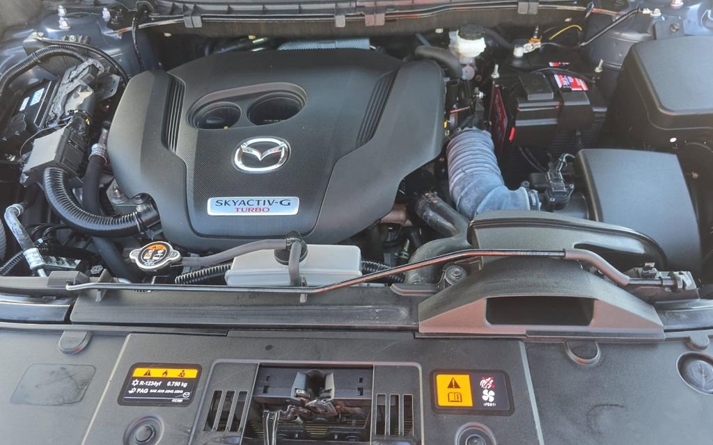 Used 2023 MAZDA CX-9 Carbon Edition image 11