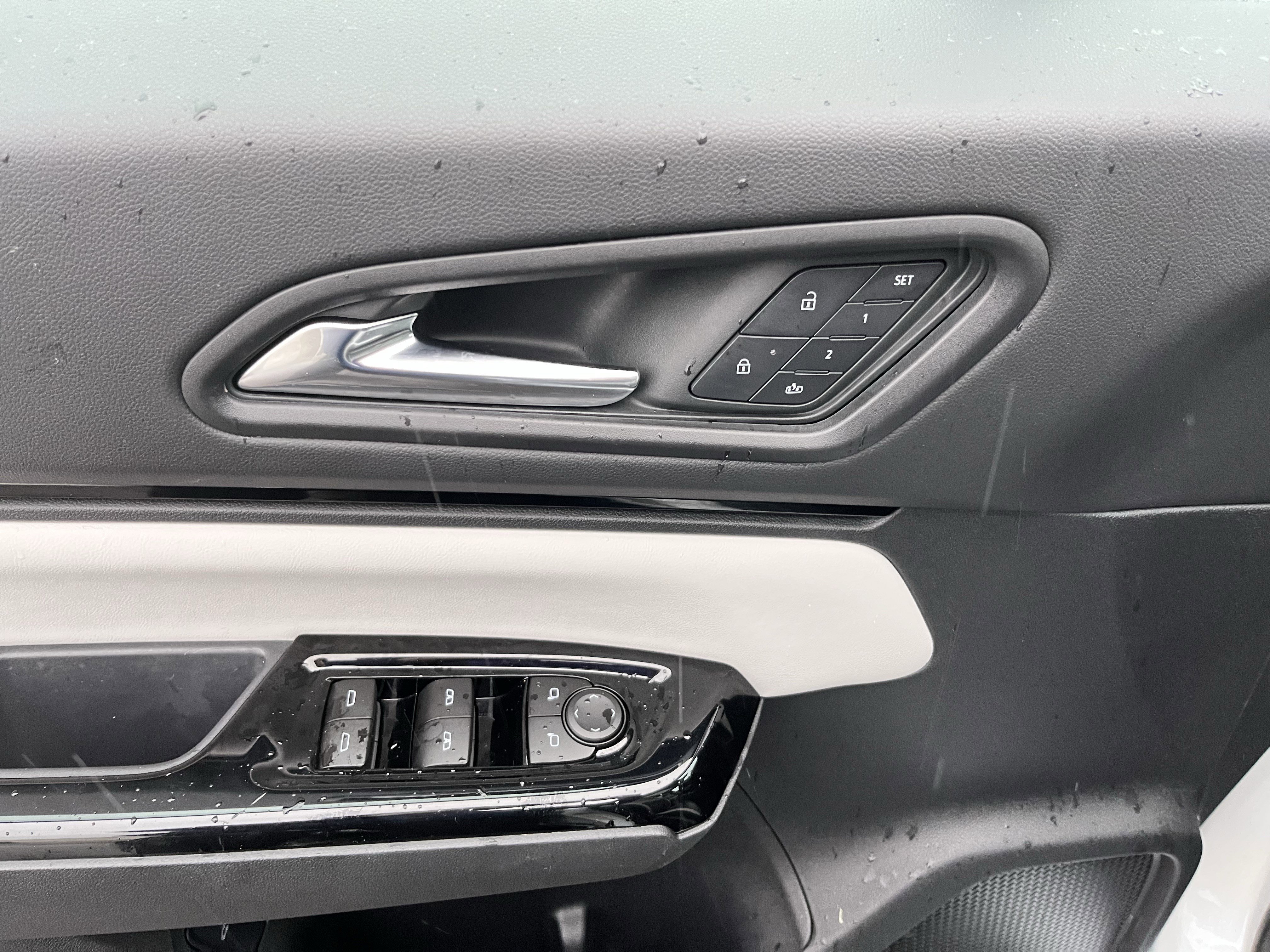 Certified 2024 Honda Prologue Touring image 17