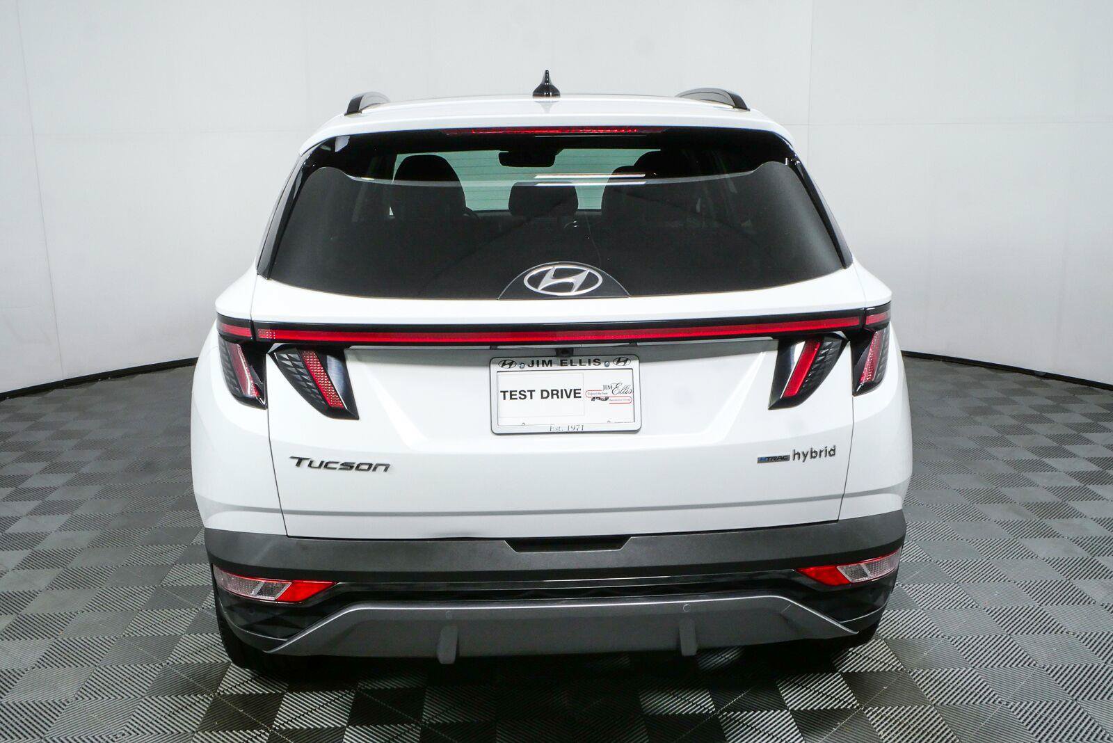 Used 2024 Hyundai Tucson Limited AWD/4WD image 29