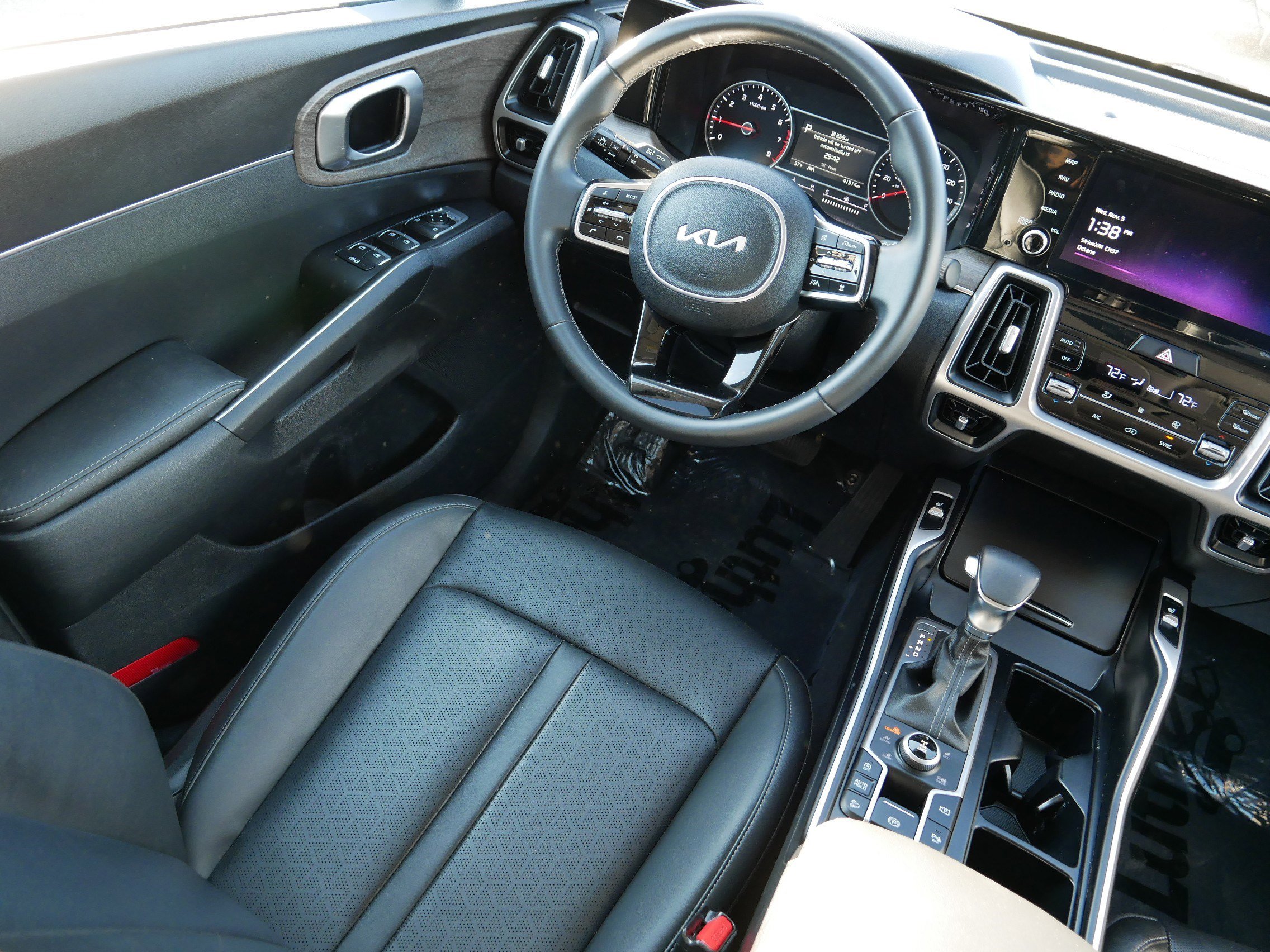 Certified 2022 Kia Sorento X-Line EX image 9