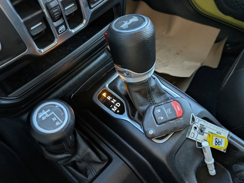 Used 2023 Jeep Wrangler Sport S image 35