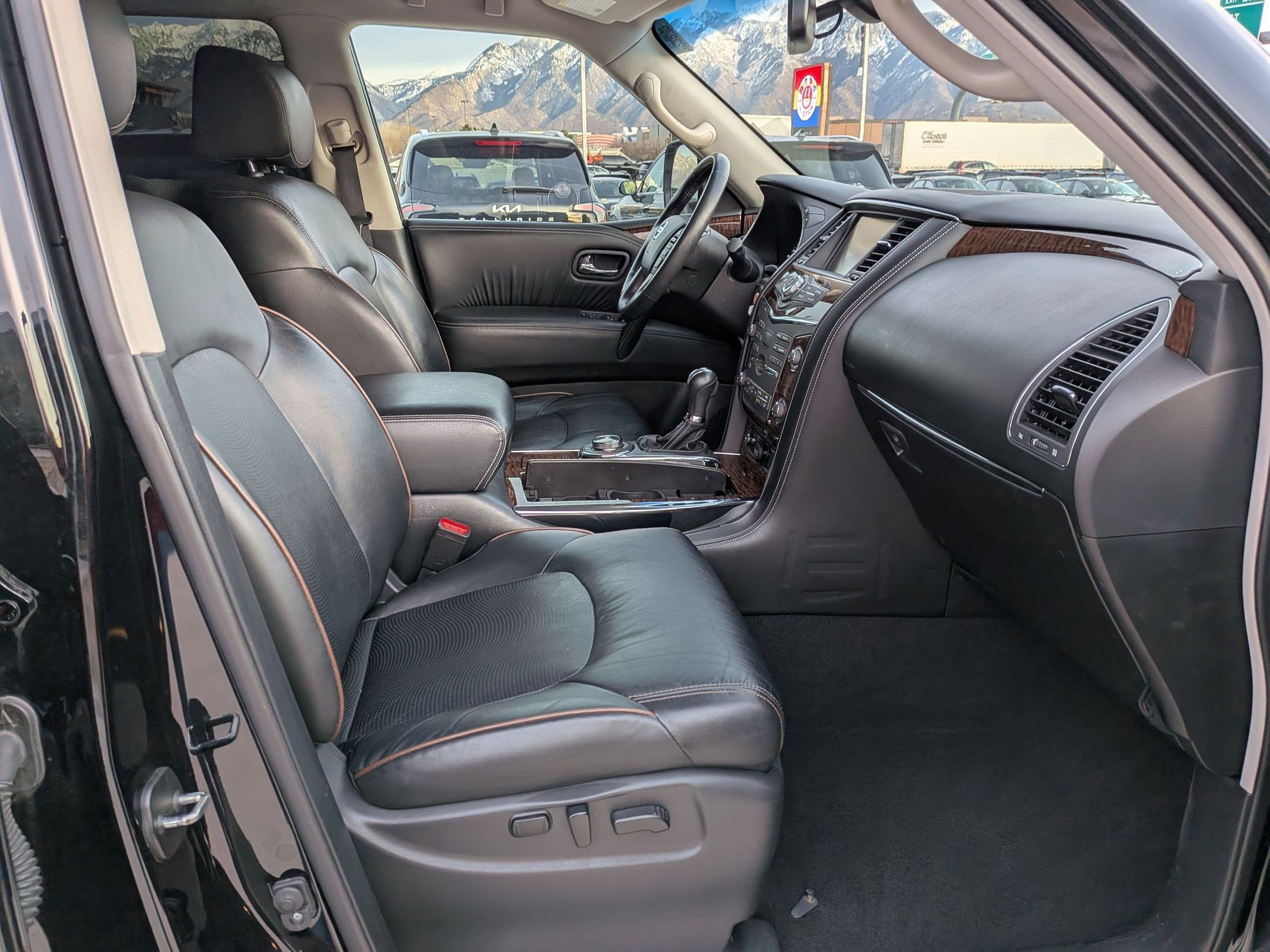 Used 2017 Nissan Armada Platinum w/ Captain Seat Package image 20