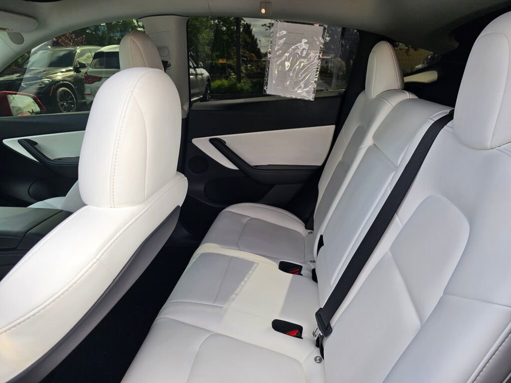 Used 2022 Tesla Model Y Performance AWD/4WD image 20