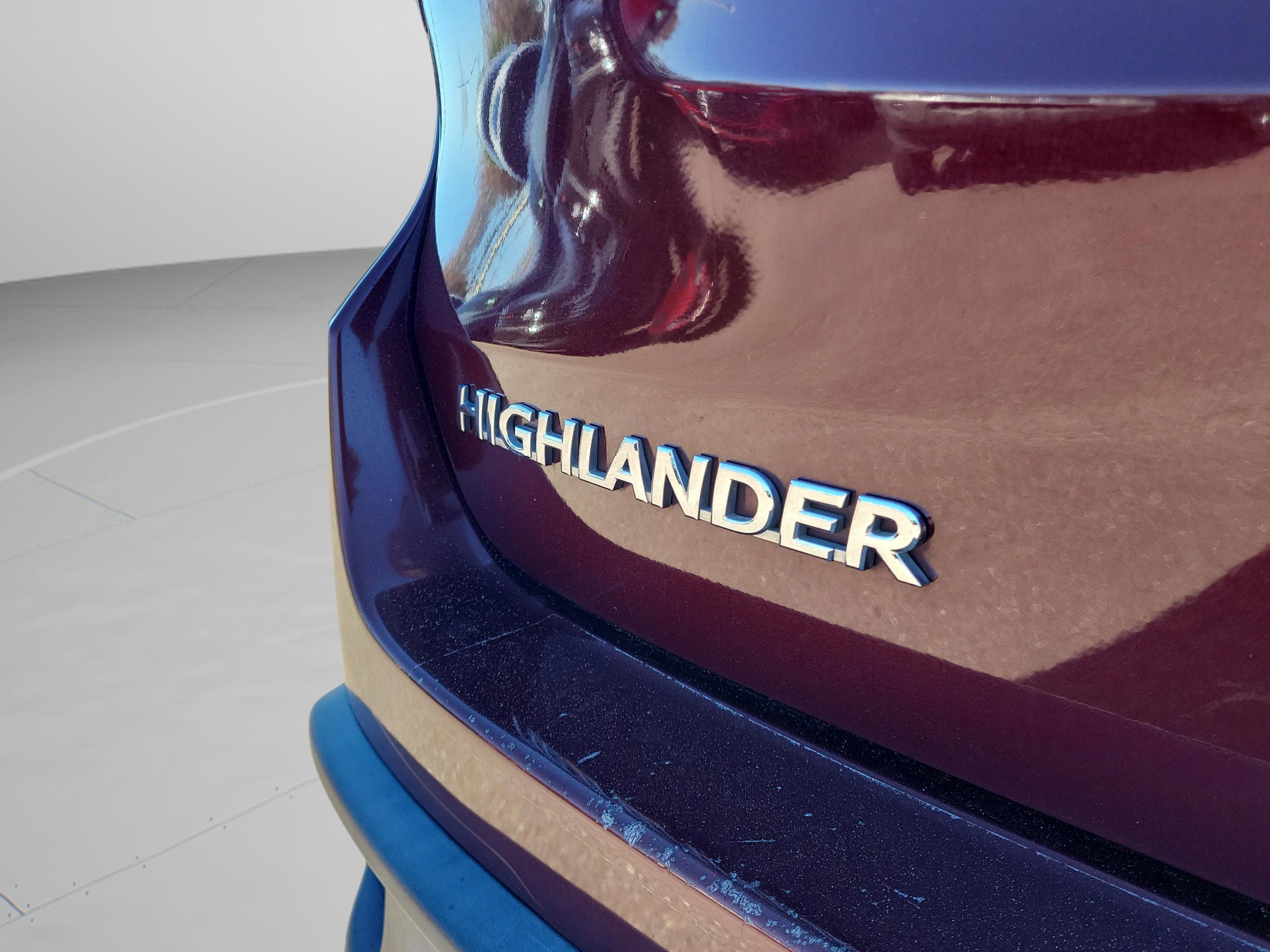 Used 2019 Toyota Highlander LE image 33