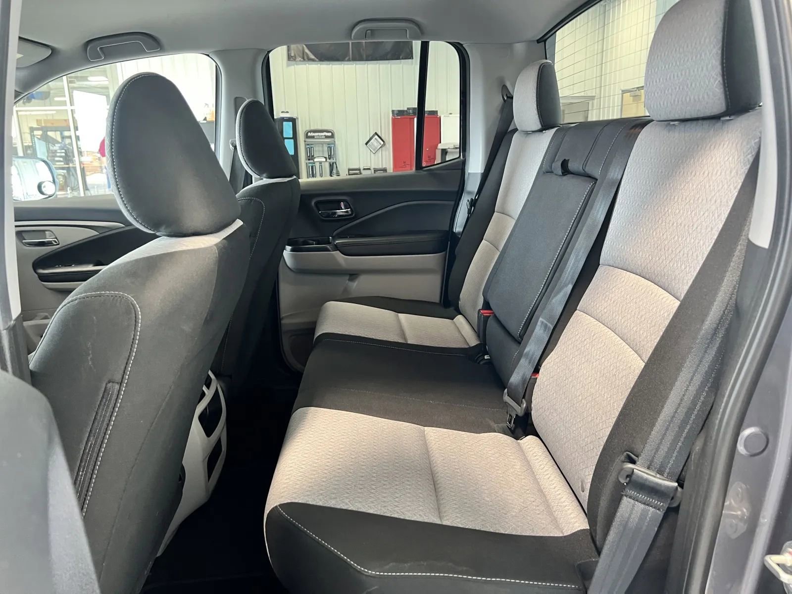 Used 2018 Honda Ridgeline RT image 15