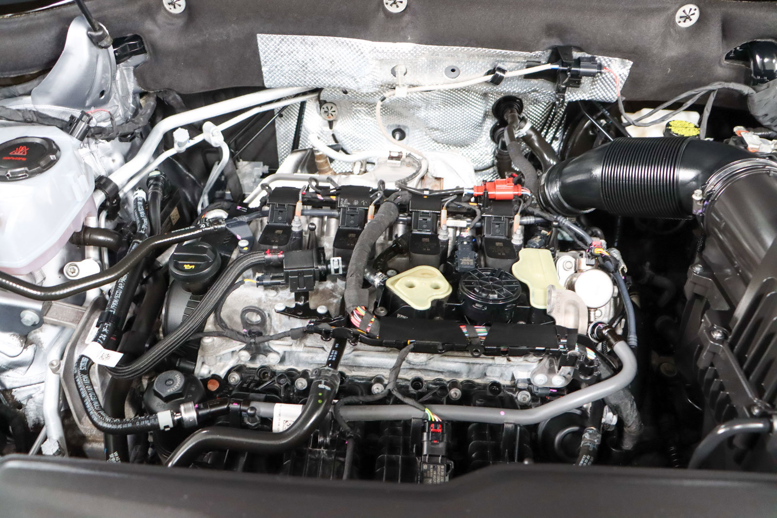 Used 2024 Volkswagen Atlas SE image 32