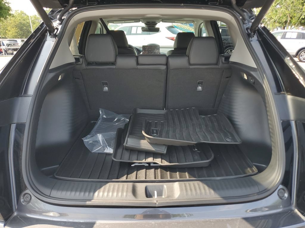 Certified 2025 Acura ADX FWD image 9