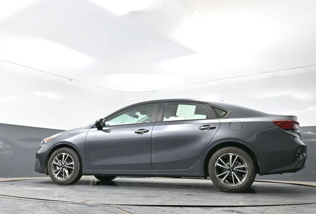 Used 2022 Kia Forte LXS w/ LXS Technology Package FWD image 29