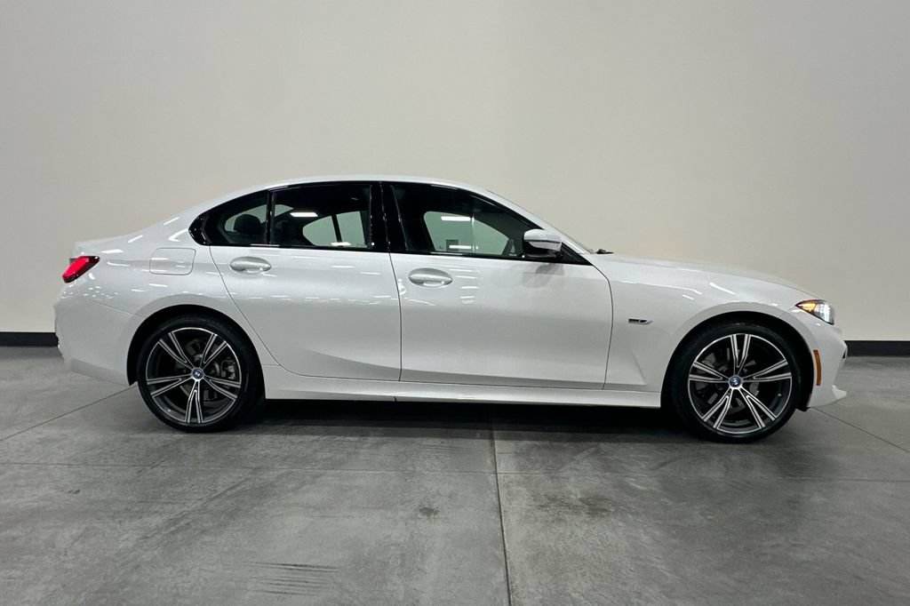 Used 2023 BMW 330e w/ Premium Package RWD image 3