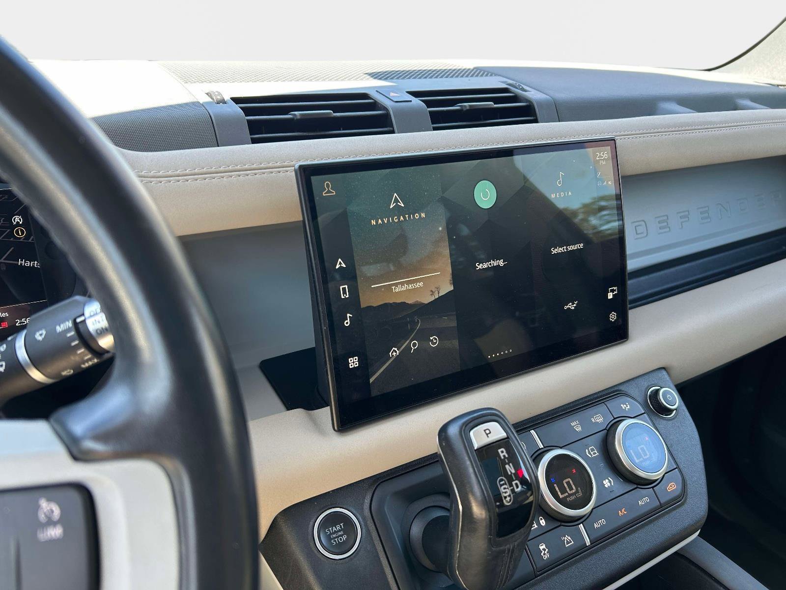 Used 2022 Land Rover Defender 110 S image 14