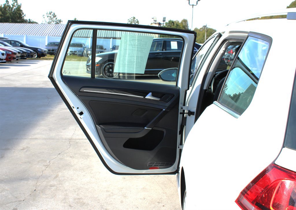 Used 2015 Volkswagen Golf SEL FWD image 31