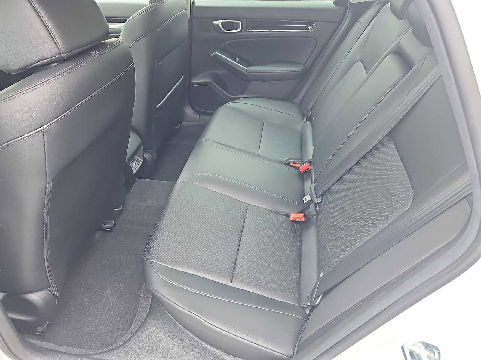 Used 2024 Honda Civic Touring image 30