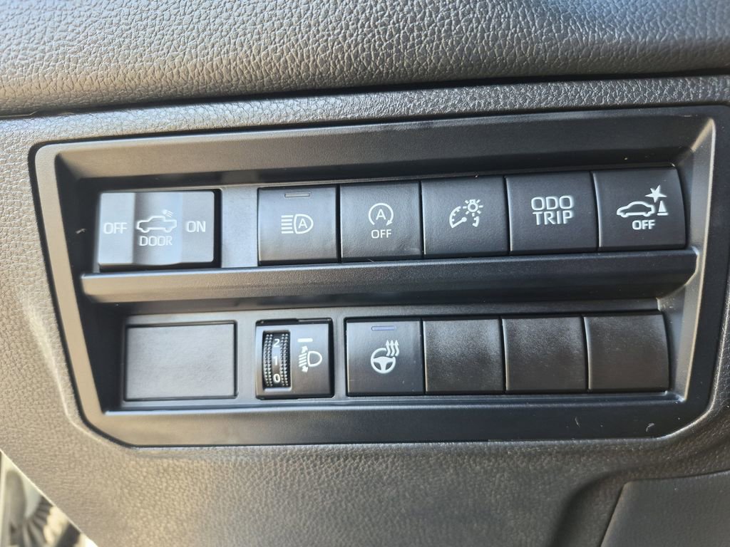 Used 2022 Toyota Tundra Limited w/ TRD Off-Road Package image 27