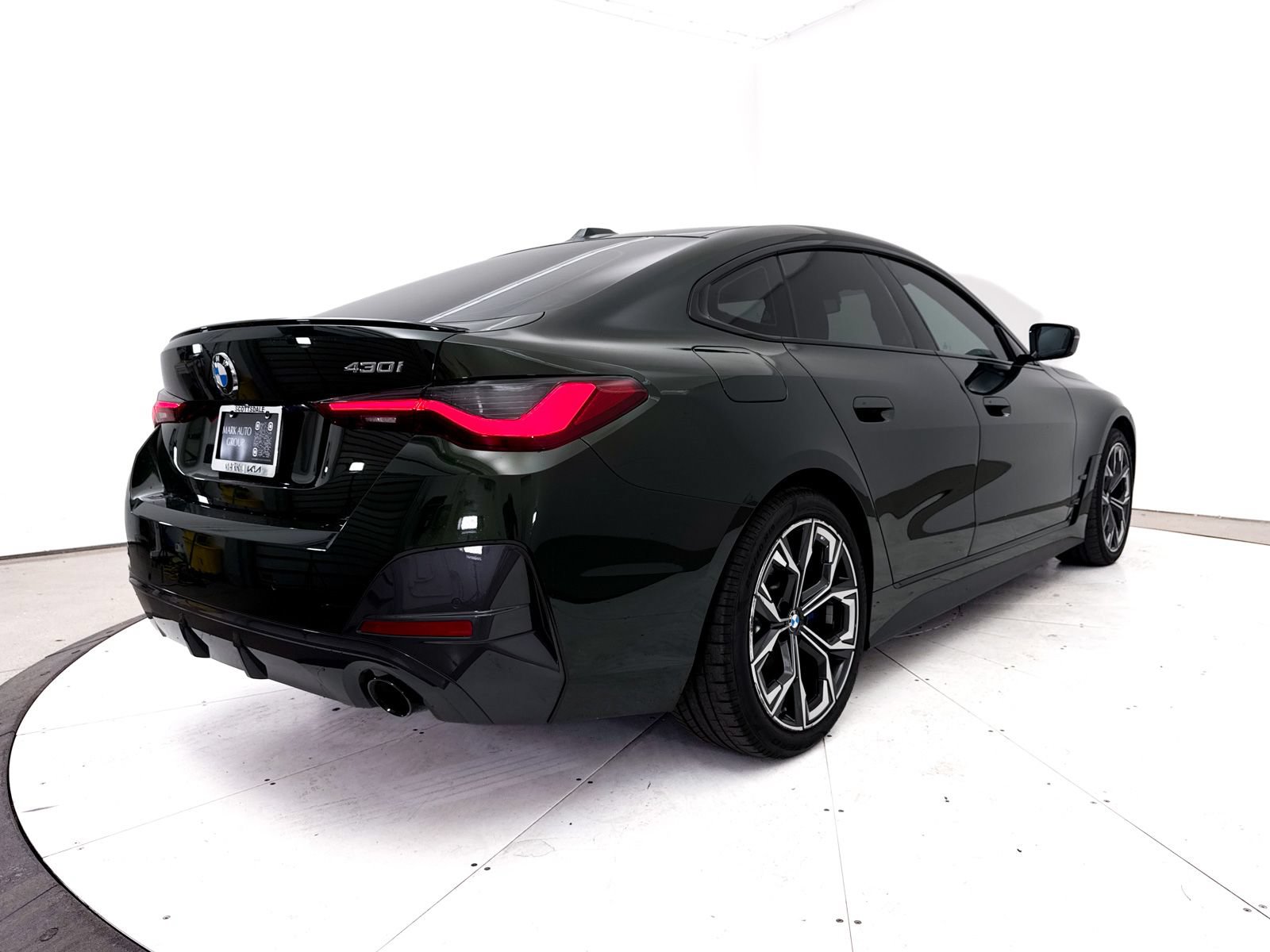 Used 2023 BMW 430i Gran Coupe w/ M Sport Package RWD image 19