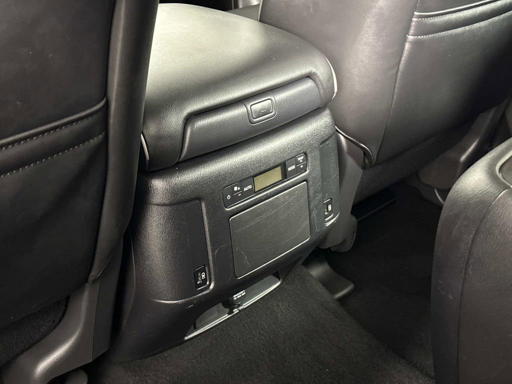 Used 2024 INFINITI QX80 Luxe image 32