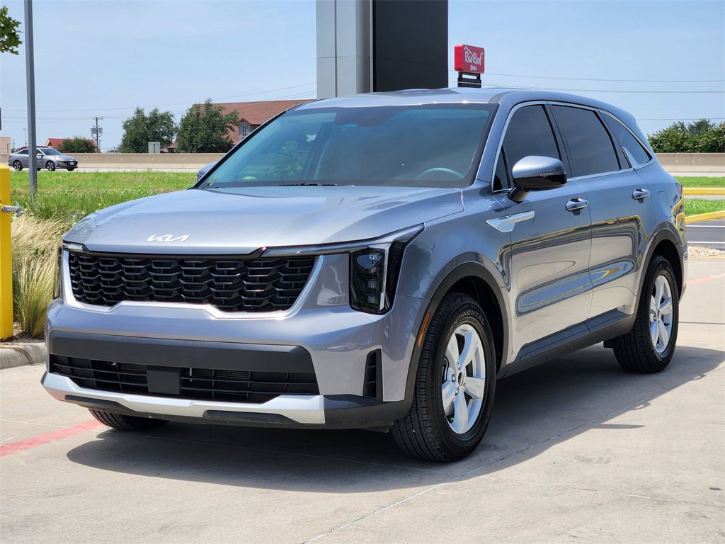 New 2025 Kia Sorento LX image 2