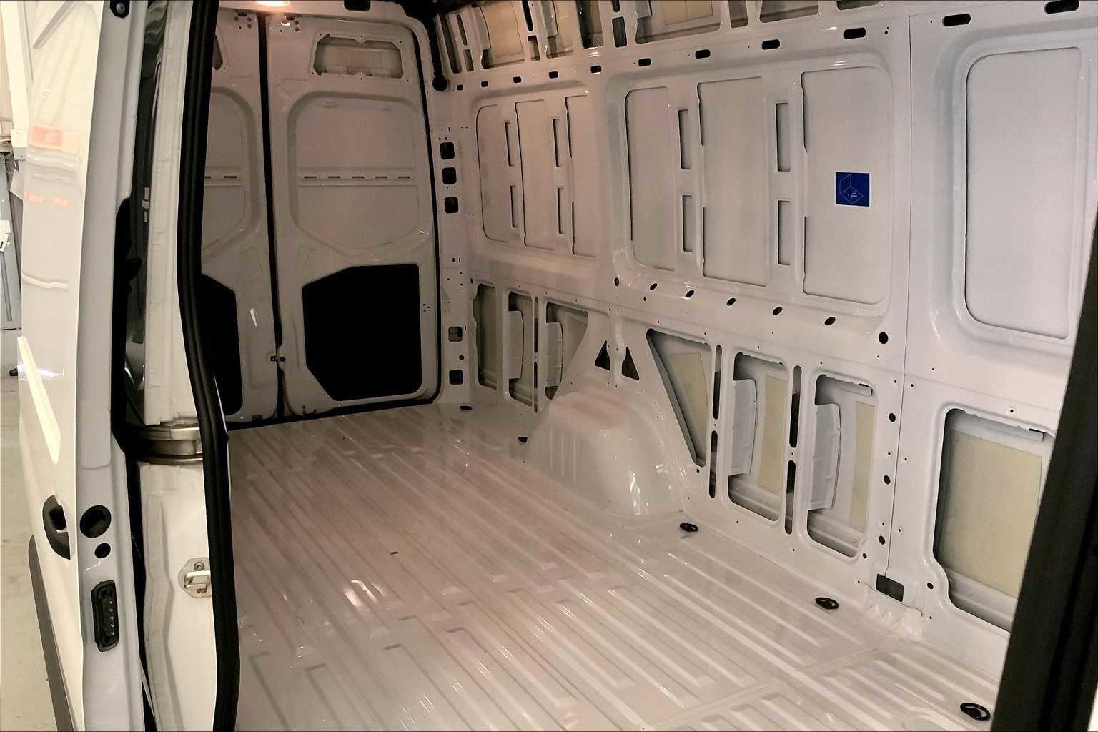 Used 2024 Mercedes-Benz Sprinter 2500 image 15